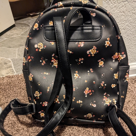 Mini backpack - Picture 2 of 5